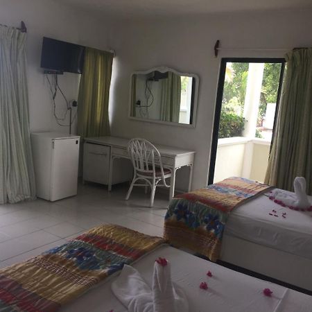 Aparta Hotel Lomar Puerto Plata Bagian luar foto